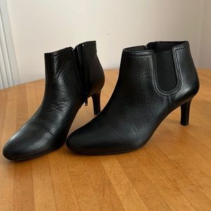 Clarks booties size 9 black, used gently ~5 times